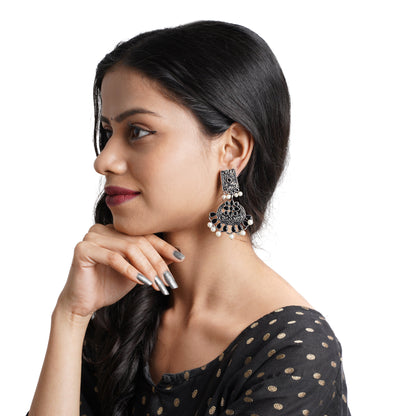 Charming Chandni Dangler earring (Black)