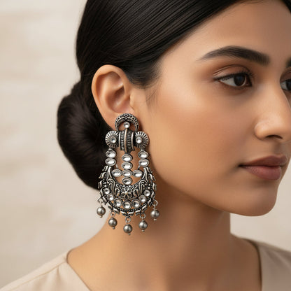 Heritage Bloom pearl stud earrings (White)