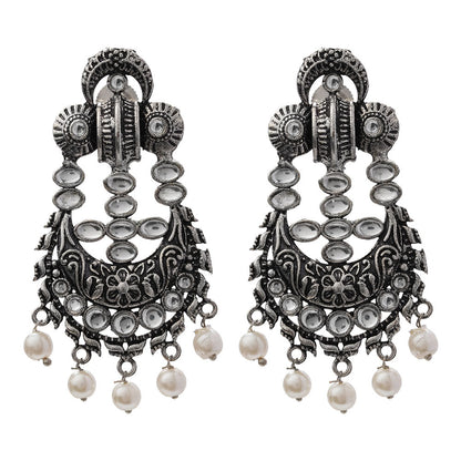Heritage Bloom pearl stud earrings (White)