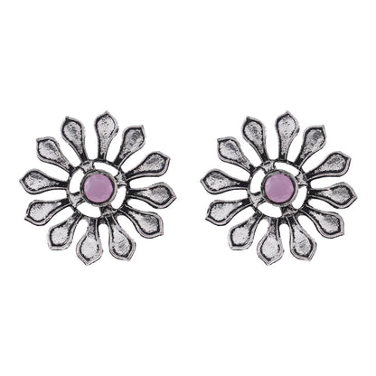 FlowerLoom Stud Earrings - Baby Pink