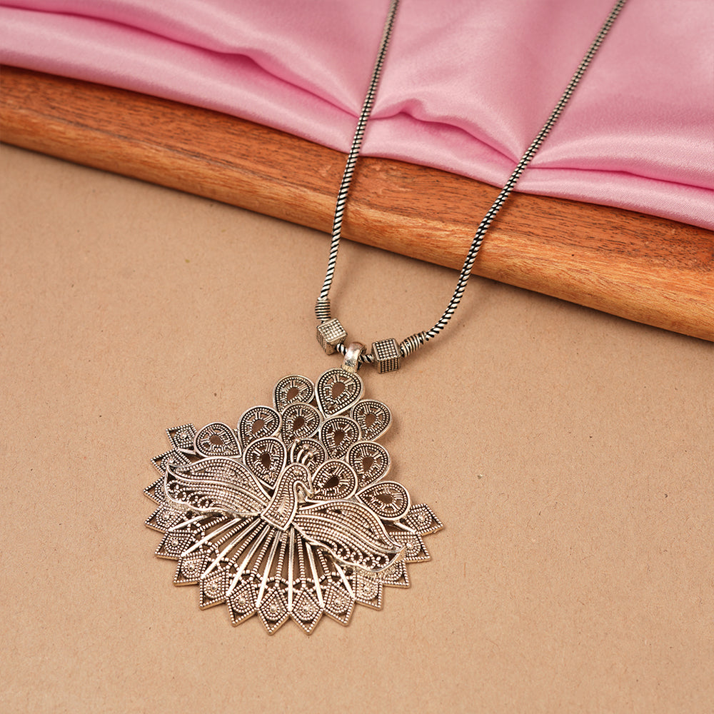 Peacock charm chain neckpiece (Silver)