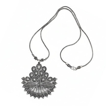 Peacock charm chain neckpiece (Silver)