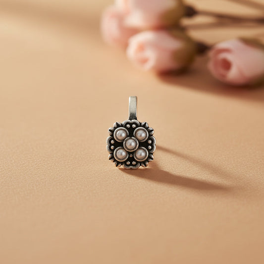 Stone Studded Beautiful Nosepin