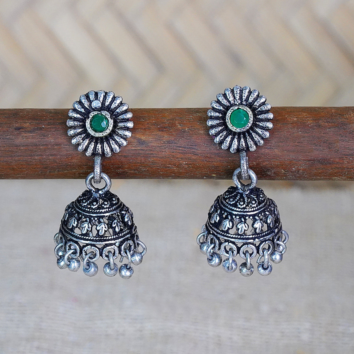 Garden gorgeousness Jhumki arrings (Green)