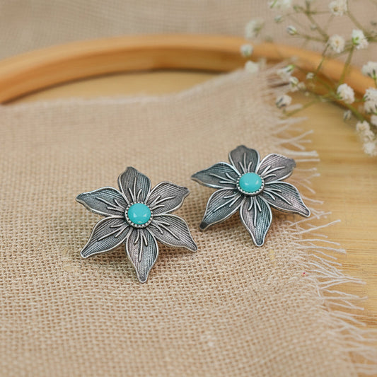 Minima-lily stud earrings (Mint)